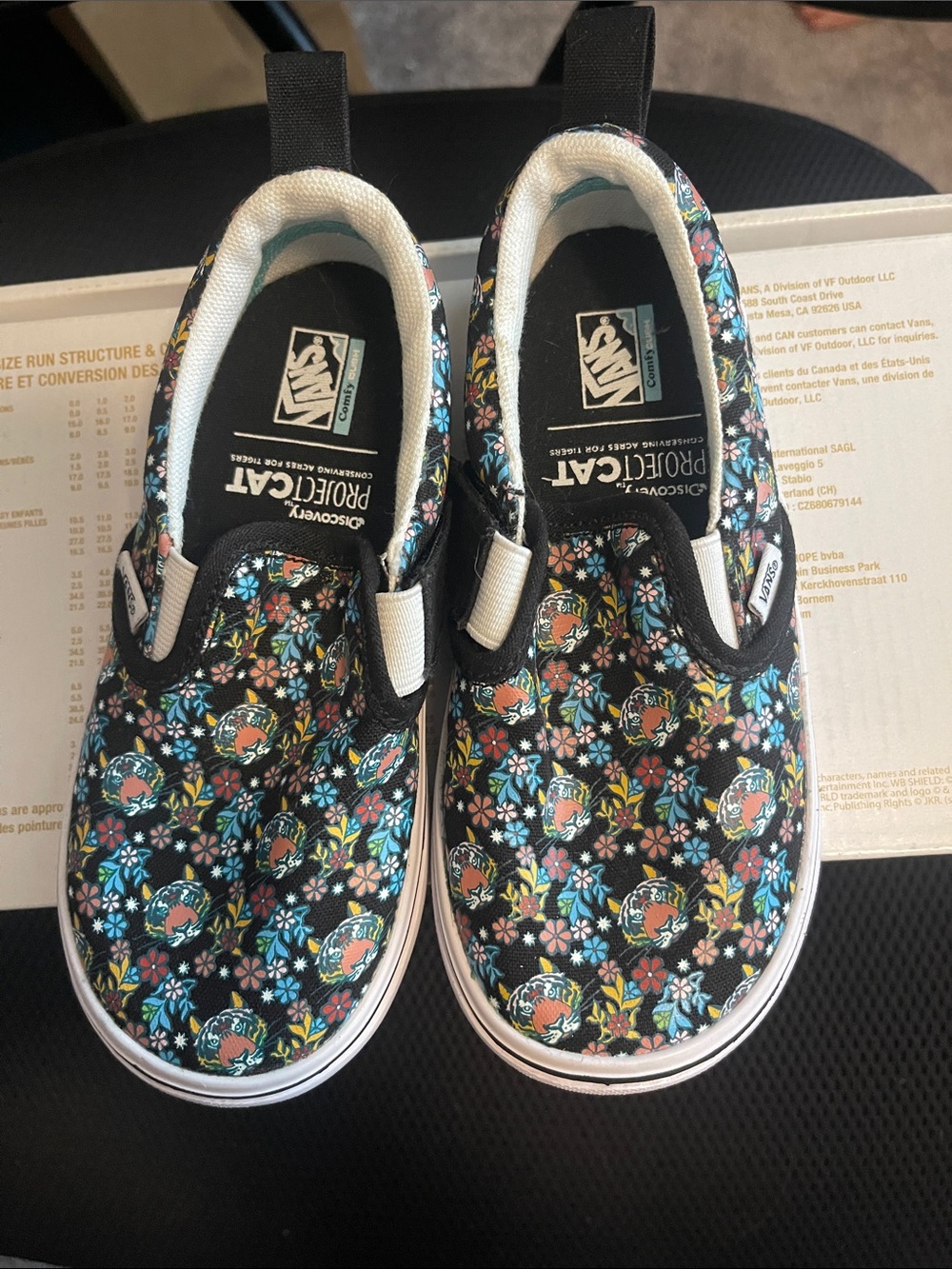 Vans Kids Slip-On Sneakers - Black with Multicolor Floral